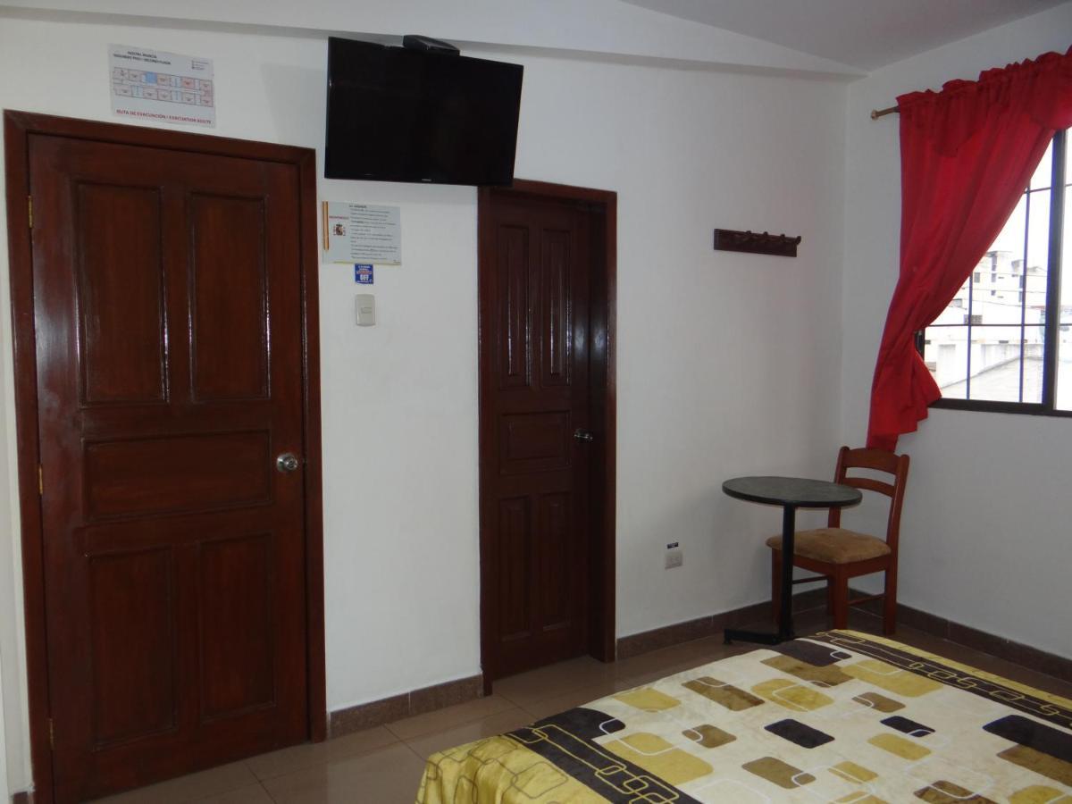 Hotel Murcia Гуаякуил Екстериор снимка
