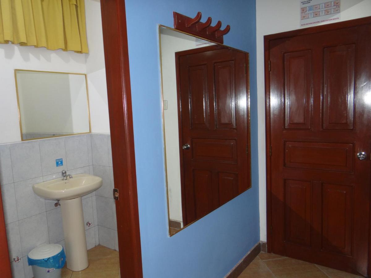 Hotel Murcia Гуаякуил Екстериор снимка