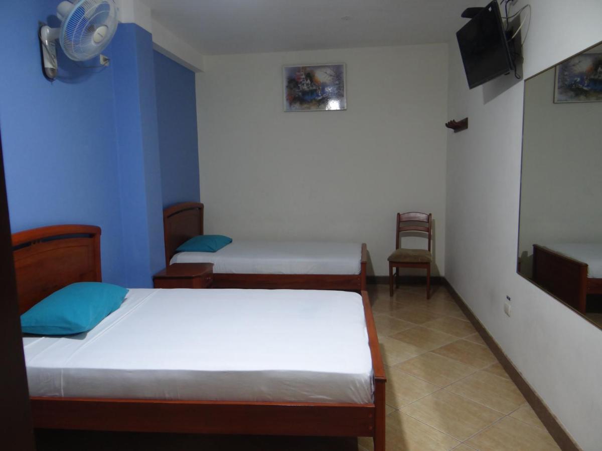 Hotel Murcia Гуаякуил Екстериор снимка