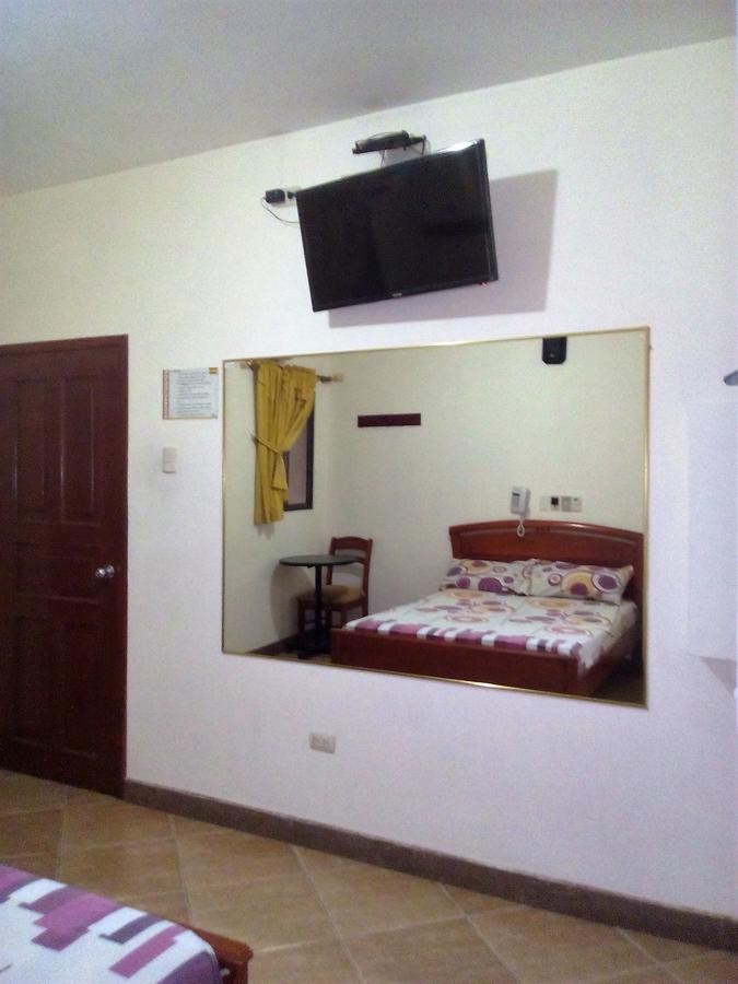 Hotel Murcia Гуаякуил Екстериор снимка