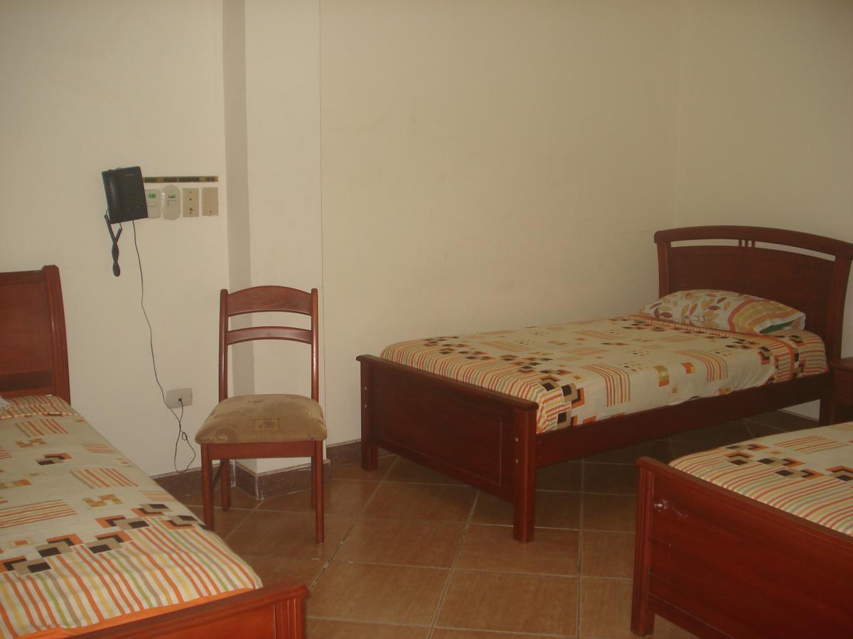 Hotel Murcia Гуаякуил Екстериор снимка