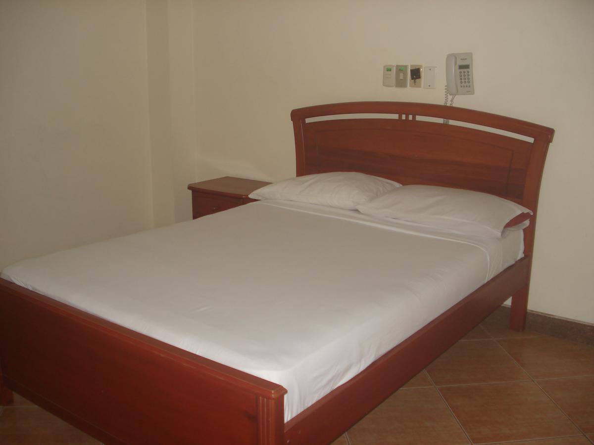 Hotel Murcia Гуаякуил Екстериор снимка